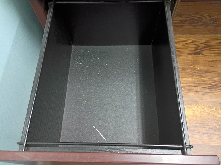 #21186-•-desk-image-4