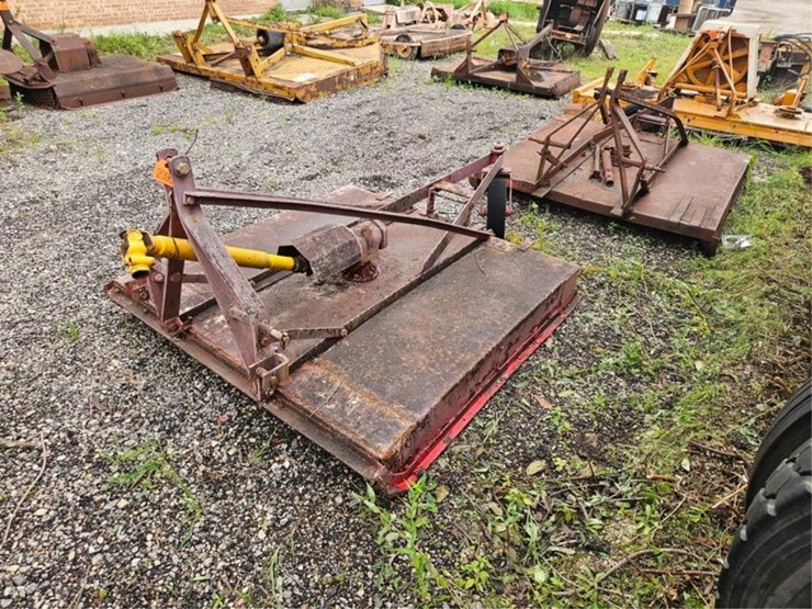 #2090-•-62"-3pt-rotary-cutter-image-1