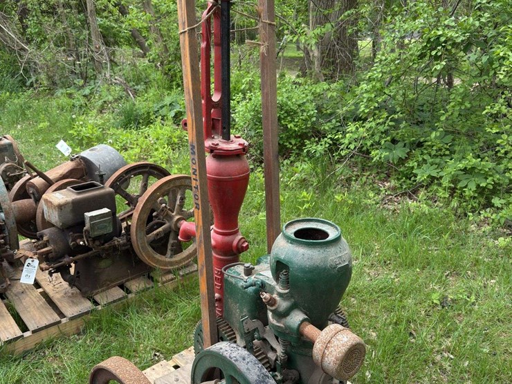 monitor-pump-jack-image-3