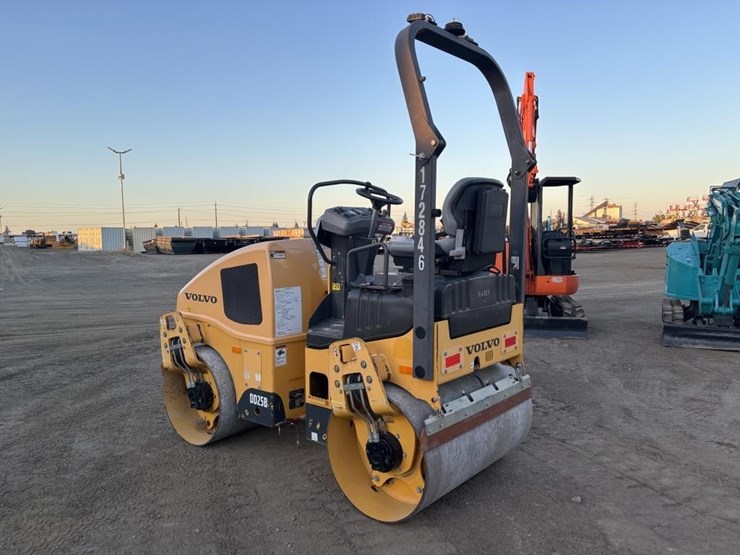 2018-volvo-dd25b-image-4