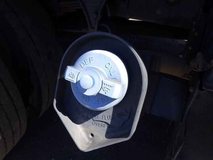 2013-ford-f650-image-11