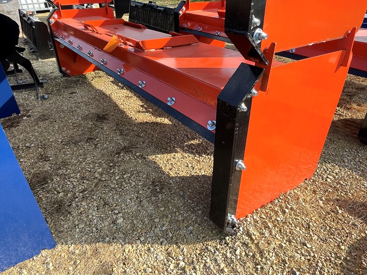 #3019-•-kc-9'-9"-snow-pusher-image-1