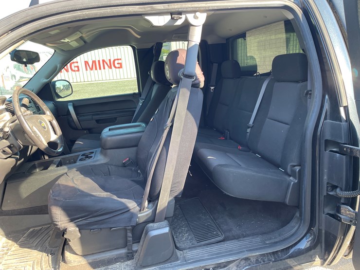 #1012-•-2012-chevy-silverado-1500-extended-cab-pickup-truck-image-29