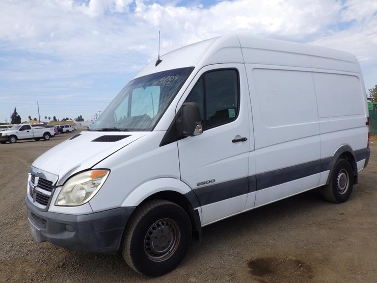 2008-dodge-sprinter-2500-image-1