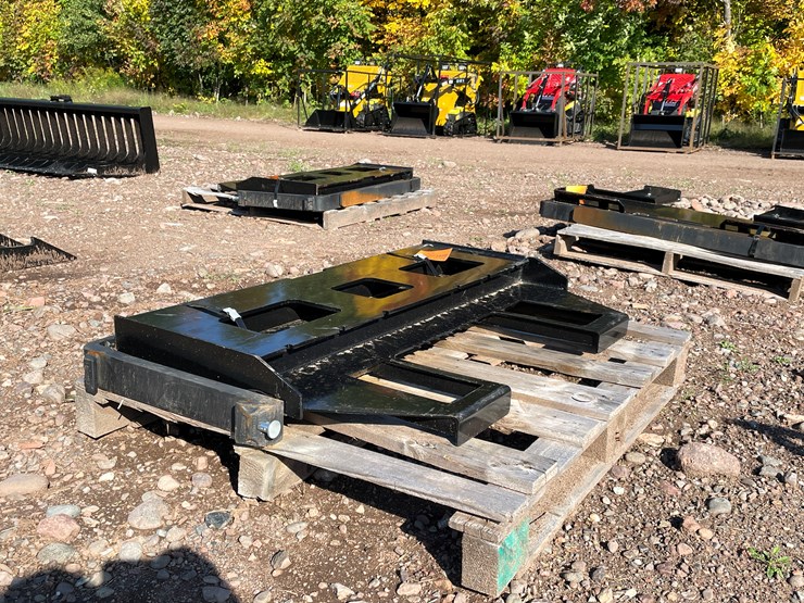 #8222-•-new-kc-45"-skid-steer-fork-frame-image-4
