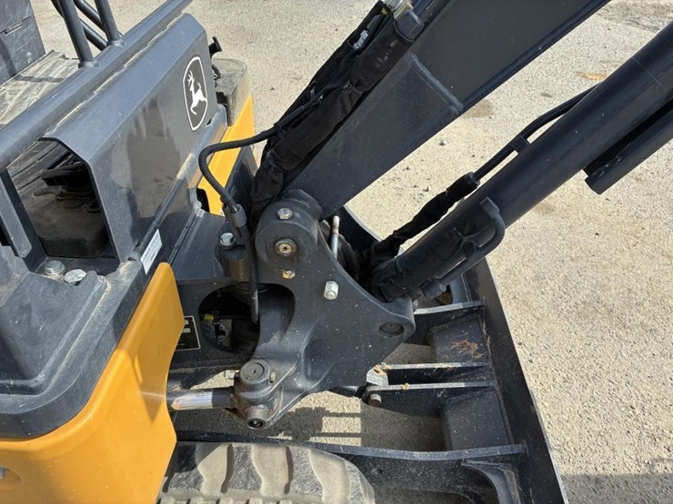 2023-john-deere-17p-tier-hydraulic-excavator-image-12