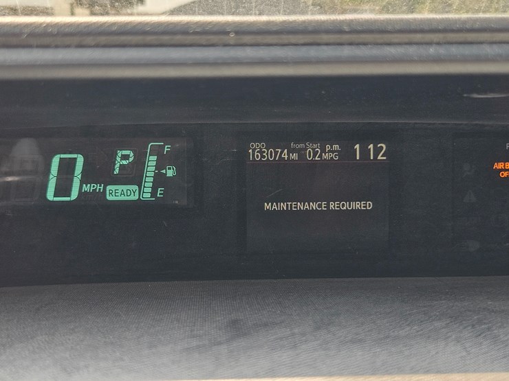 #16993-•-2012-toyota-prius-c-passenger-car-image-35