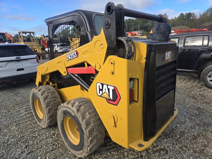 caterpillar-242d3-image-14