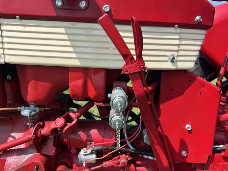 farmall-340-image-84