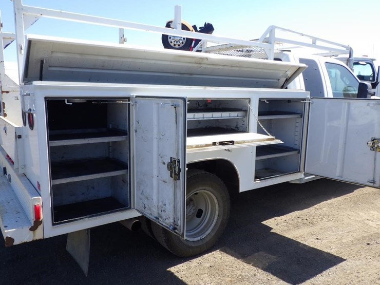 2016-ford-f350-image-9