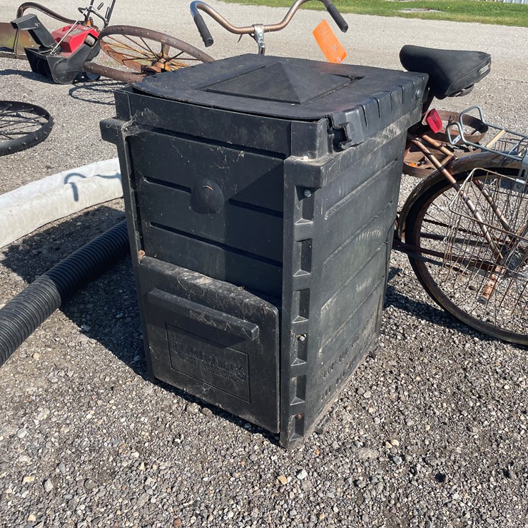#6641 • Compost Bin