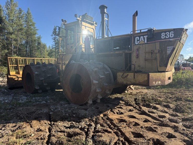 caterpillar-836-image-2