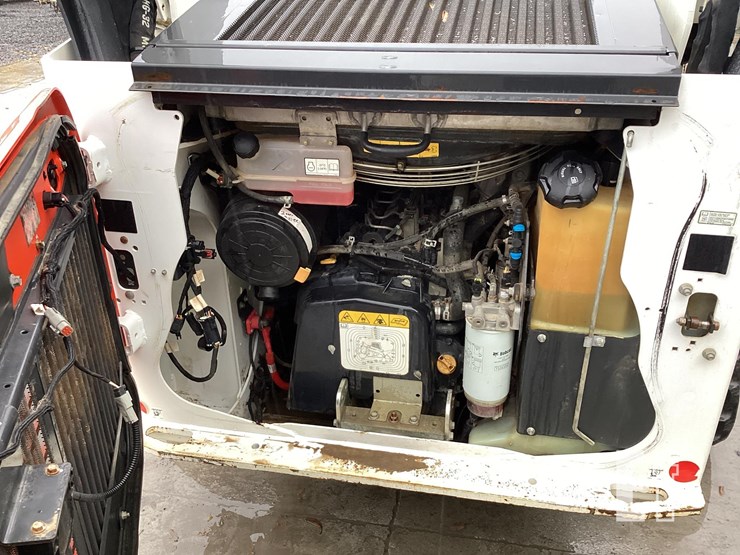 2020-bobcat-t76-image-13