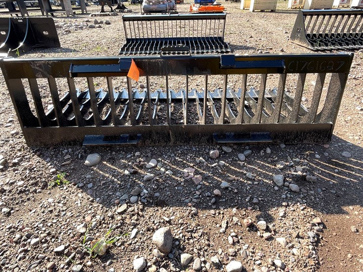 #8226-•-new-kc-72"-skid-steer-skeleton-bucket-image-10