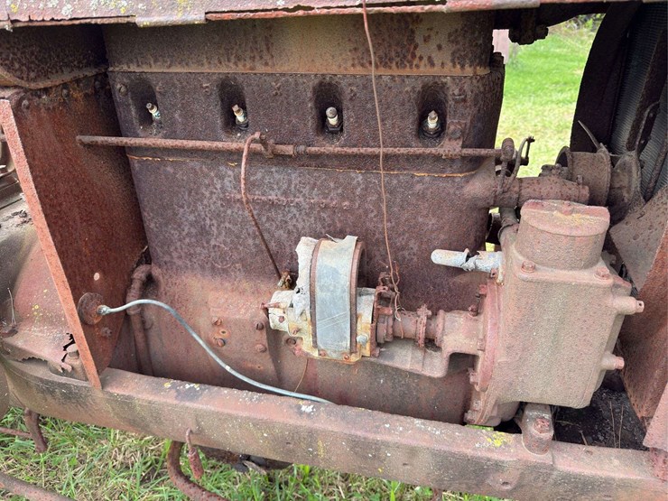mccormick-deering-10-20-image-14