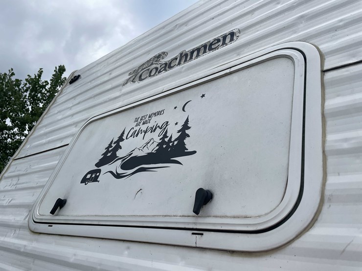 #1976-•-2012-coachman-camper-(no-title)-image-23