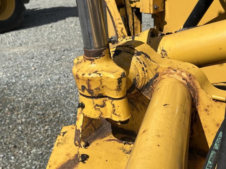 2001-deere-772ch-image-47