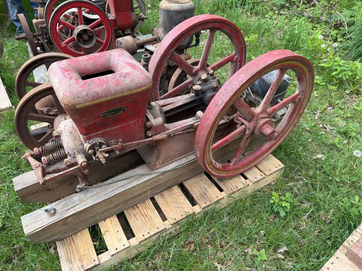 4hp-associated-image-1