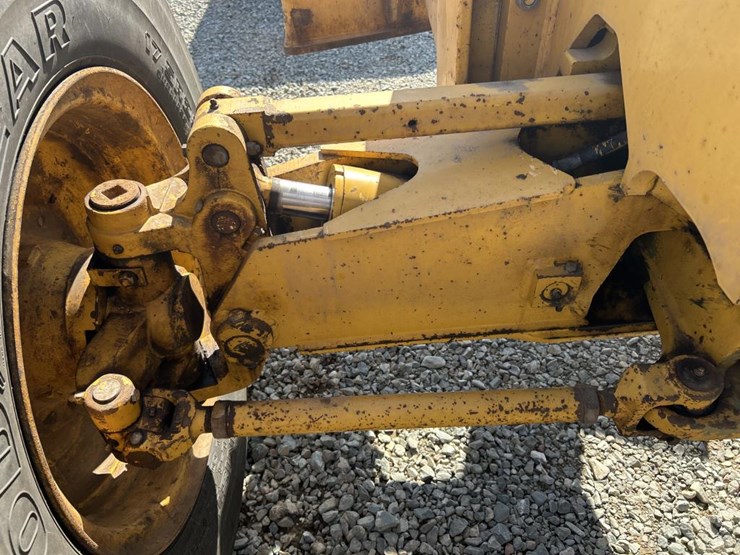 deere-770bh-image-20