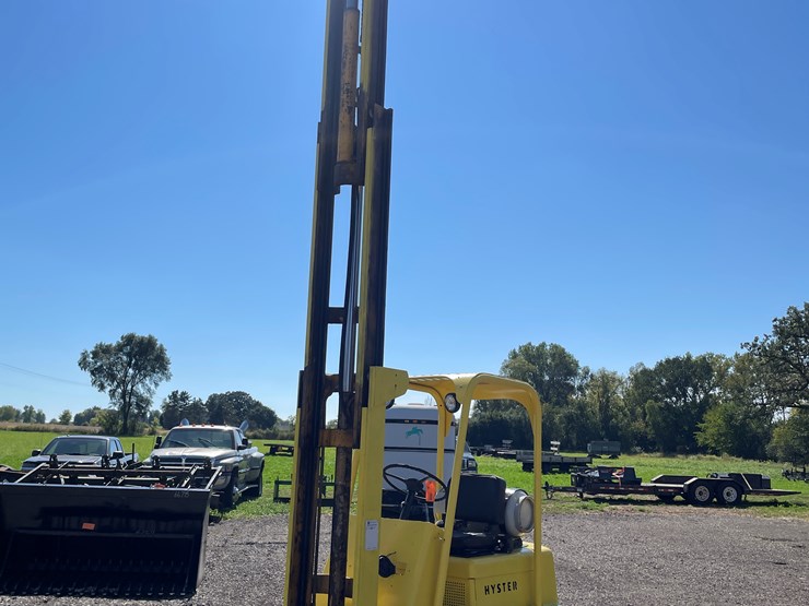 #1039-•-hyster-lp-forklift-image-30