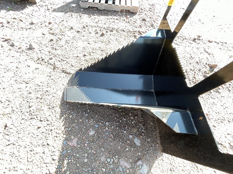 #8220-•-new-kc-40"-skid-steer-tree-spade-image-7