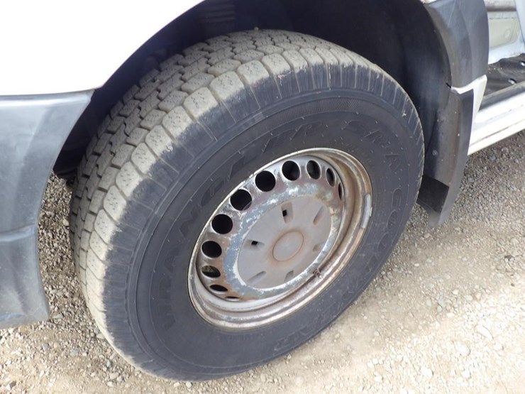 2008-dodge-sprinter-2500-image-13