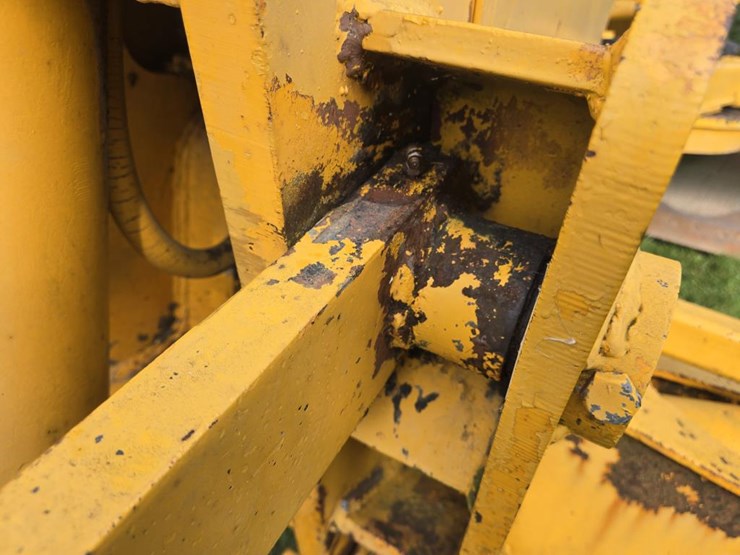 #1232-•-john-deere-jd770-grader-image-17