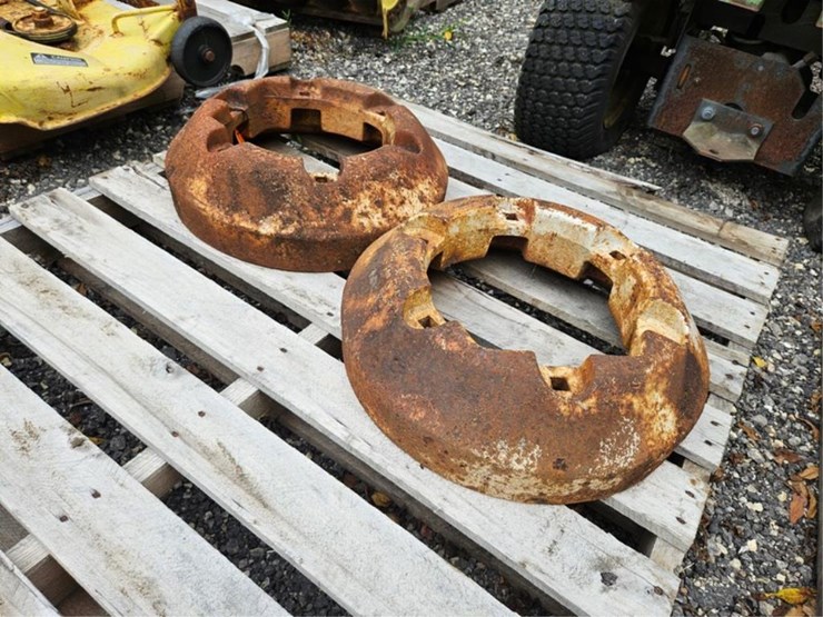 #2051-•-john-deere-rear-wheel-weights-image-5