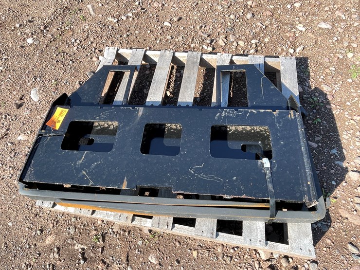 #8225-•-new-kc-45"-skid-steer-fork-frame-image-6