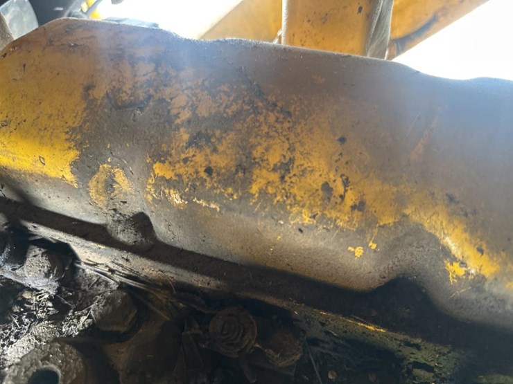 john-deere-300-image-30