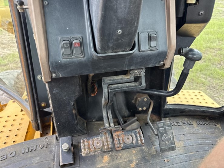 1998-deere-310se-image-45