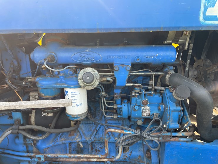 ford-7710-image-23