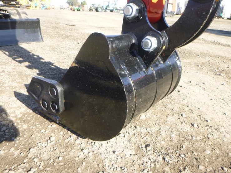 2025-tpm-16-hydraulic-excavator-image-10