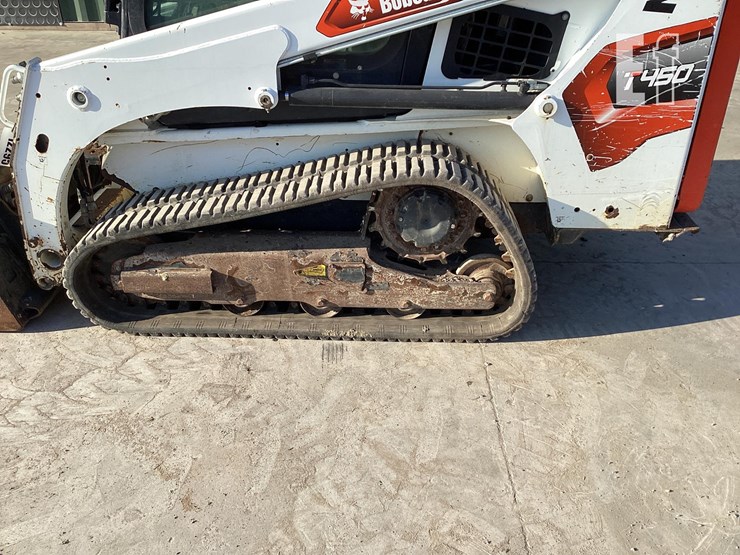 2021-bobcat-t450-image-11