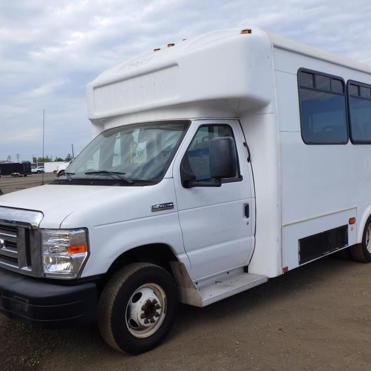 2017 FORD 450