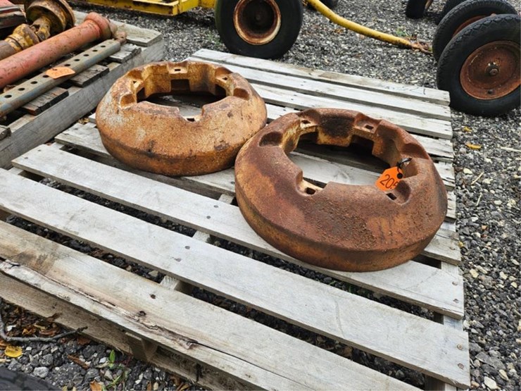 #2051-•-john-deere-rear-wheel-weights-image-2