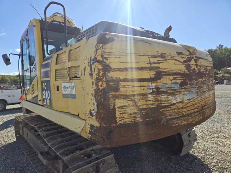 komatsu-pc210-lc-10-image-34