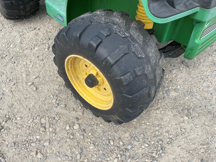 john-deere-gator-hpx-image-17