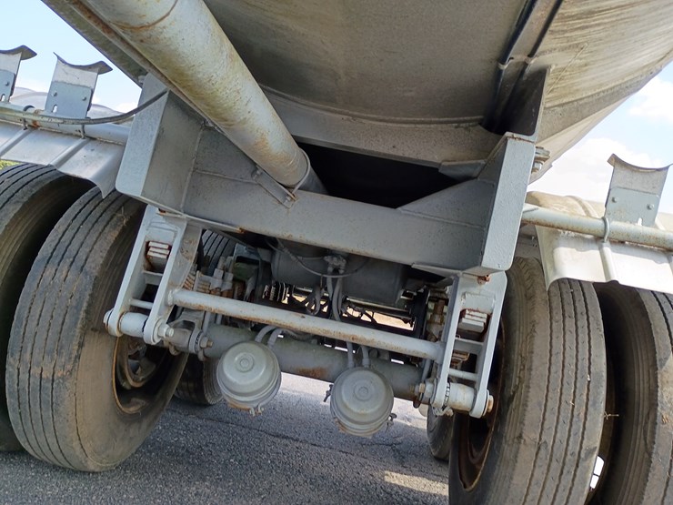 #16995-•-1984-fuel-semi-trailer-image-35