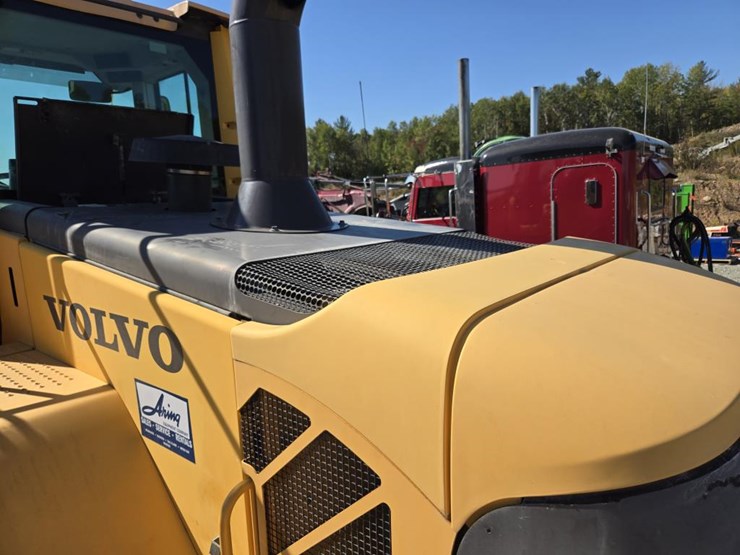 volvo-l120f-image-41