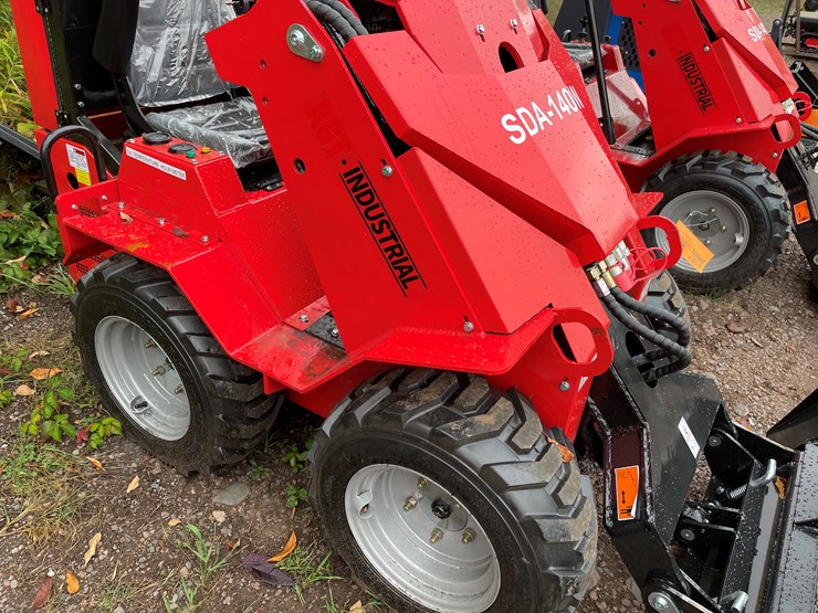 #8167-•-agt-wheel-loader-image-21