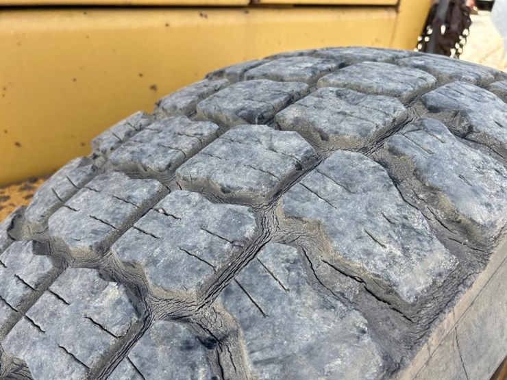 deere-770bh-image-109