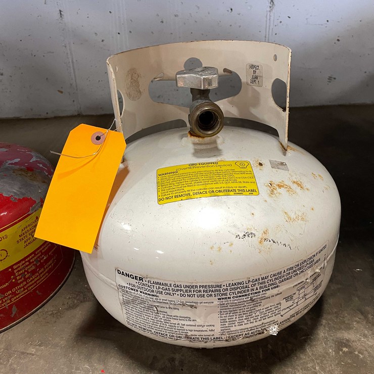 #5524 • Mini Propane Tank (CW)