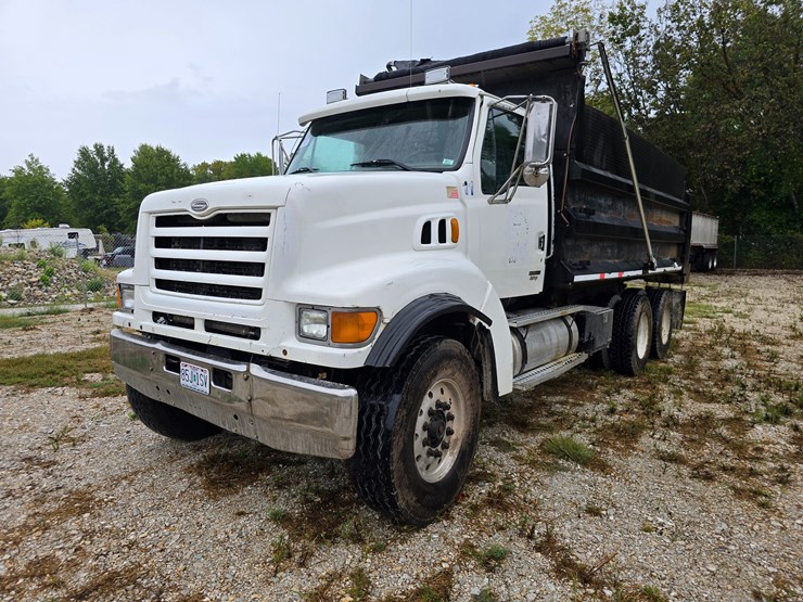 1999-sterling-l9511-image-1