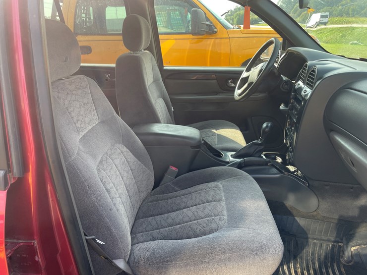 2004-gmc-envoy-image-54