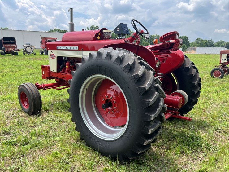 farmall-560-lp-image-3
