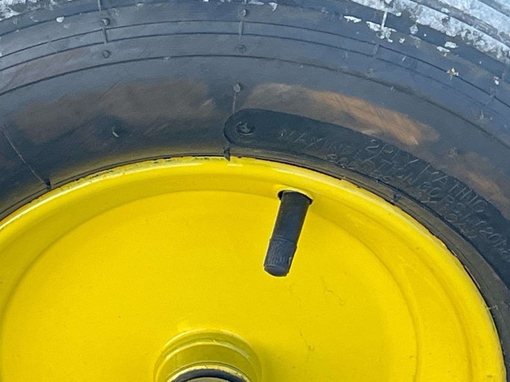 john-deere-112-image-67