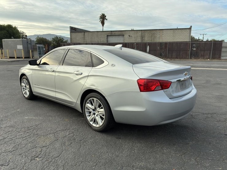 2018-chevrolet-impala-sedan-image-4