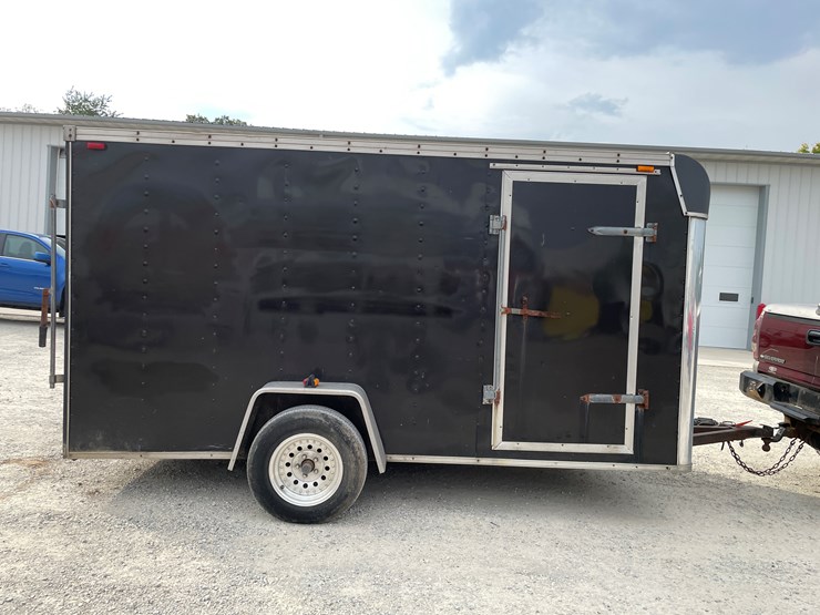 #1028-•-12'-single-axle-enclosed-trailer-(no-title)-image-5