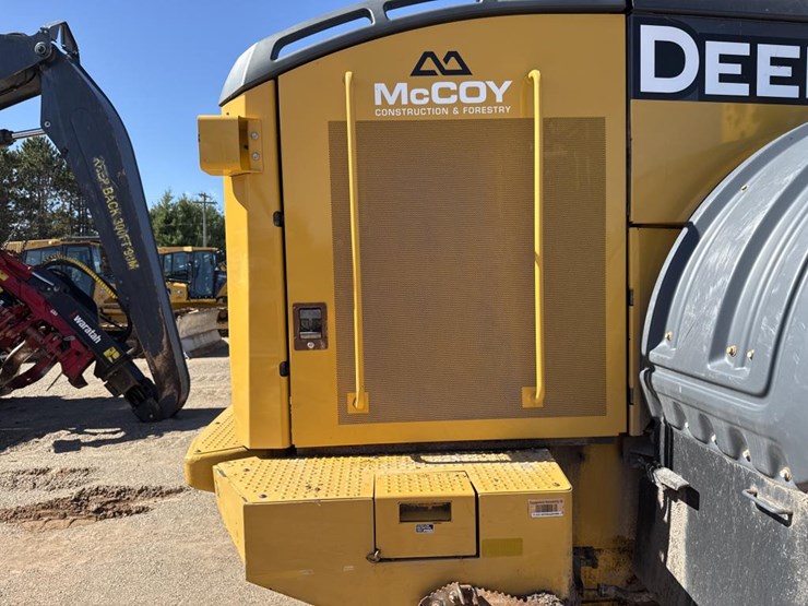 2018-deere-844k-image-29